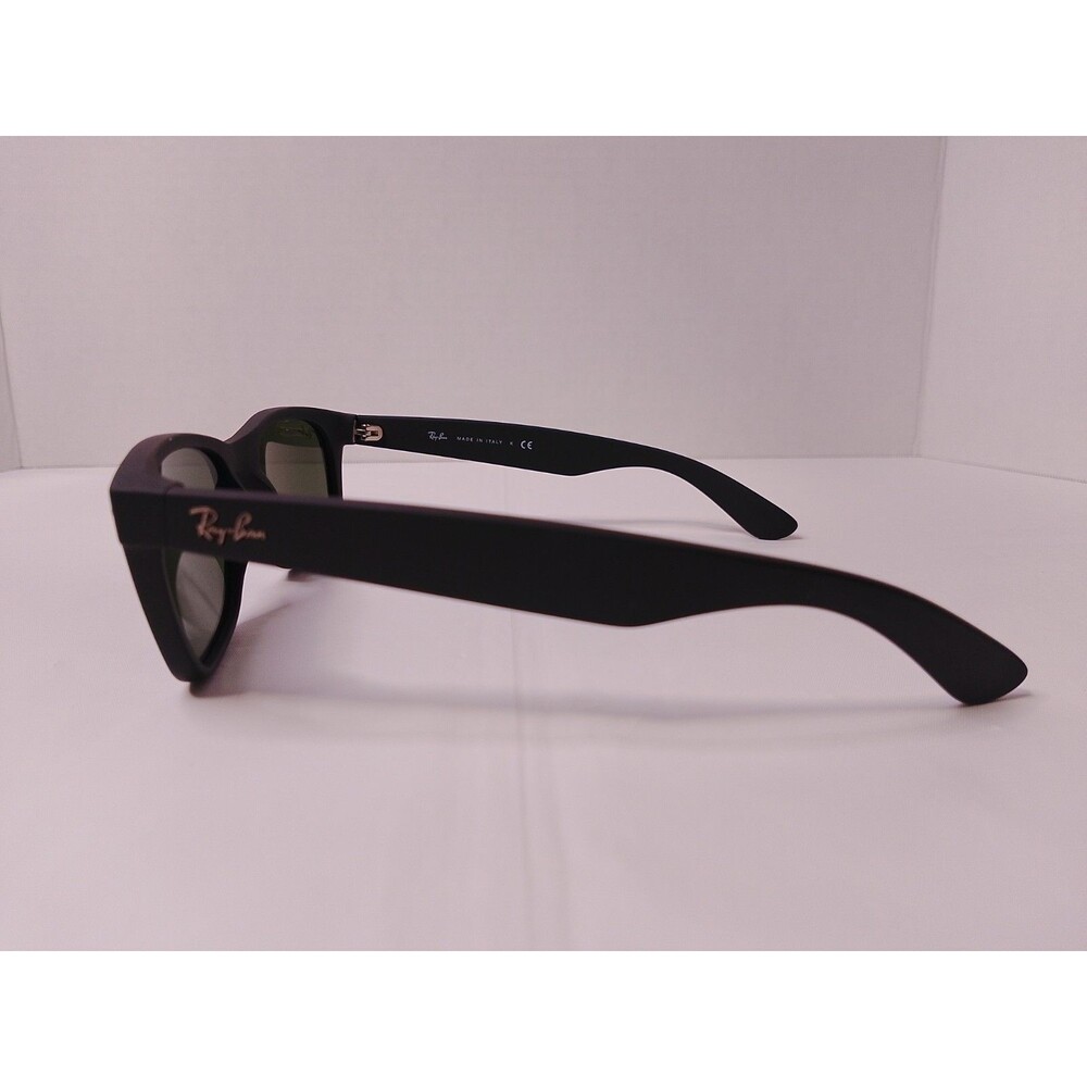 Ray-Ban Wayfarer Classic RB2132 622 55-18 Matte Black Frame - Picture 14 of 16